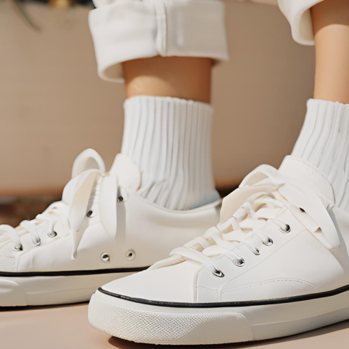 Breaking in New Shoes: Tips to Avoid Blisters and Pain